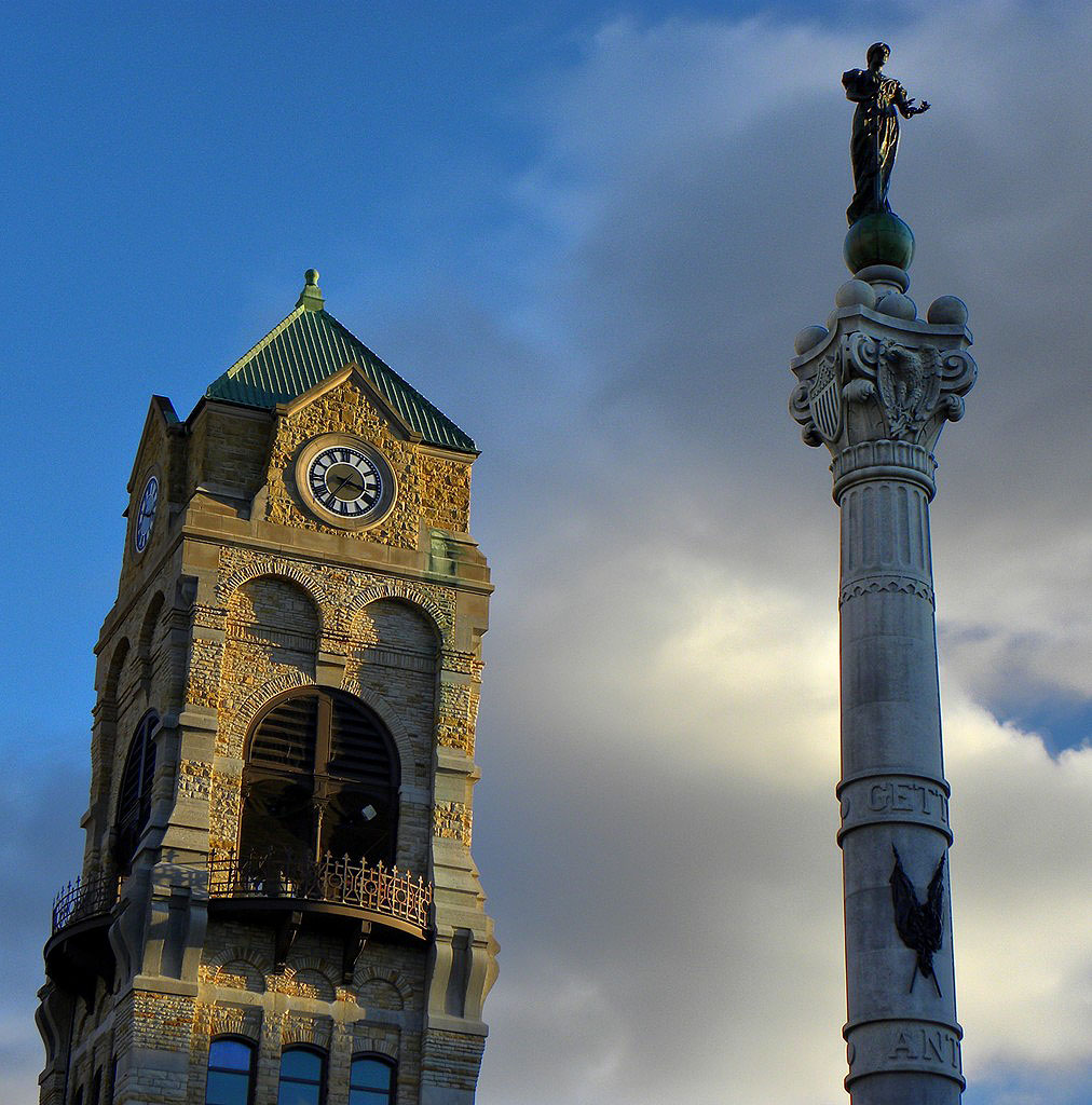 Clock tower and “Soldiers and Sailors” Monument at Lackawanna County Courthouse. Vi took this picture.