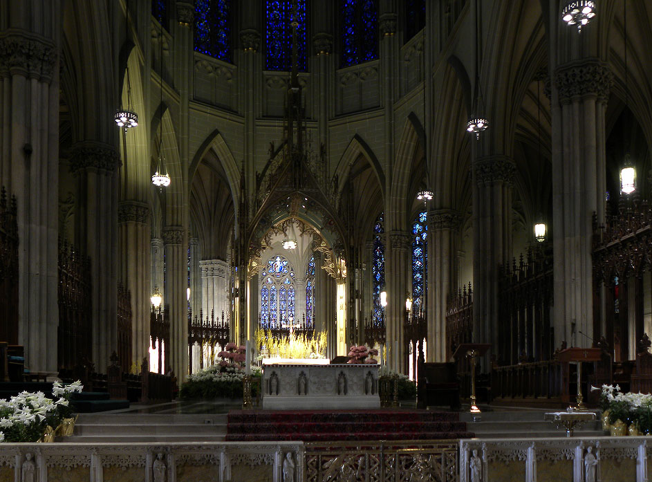 Saint Patrick's Cathedral altar